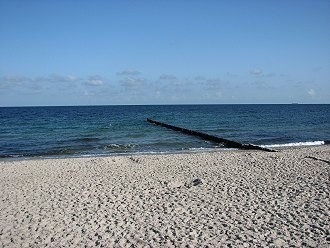 Ostsee-Spaziergang am Strand von Breege