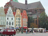Marktplatz mit Kirche