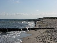 Spaziergang am Ostseestrand auf Poel