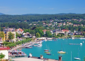 Ein Wassersporttraum, der Wörthersee in Kärnten Ein Wassersporttraum, der Wörthersee in Kärnten