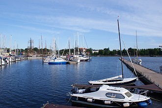 ein Yachthafen und Sportboothafen an der Nordsee