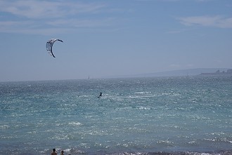 Kitesurfer an der Atlantik-Küste der Costa de la Luz Kitesurfer an der Atlantik-Küste der Costa de la Luz