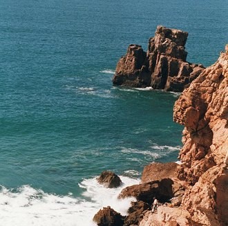 Felsen an der Costa de Lisboa