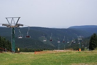 Skilift und Berge Skilift und Berge