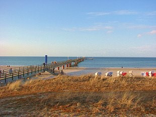 Seebrücke im Ostseebad Prerow auf dem Darß