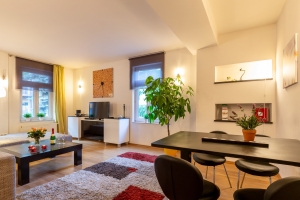 Apart 5 - Große Ferienwohnung in der Neustadt von Dresden 